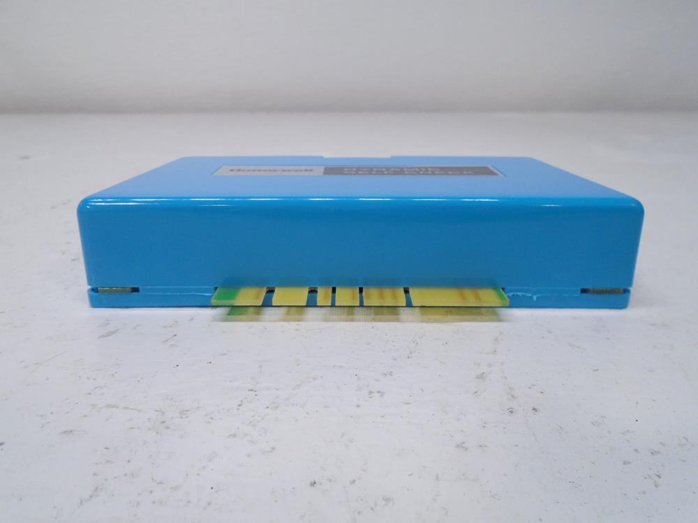 Honeywell Dynamic Self-Check Plug-In UV Amplifier R7476A1007